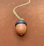 Acorn openable necklace
