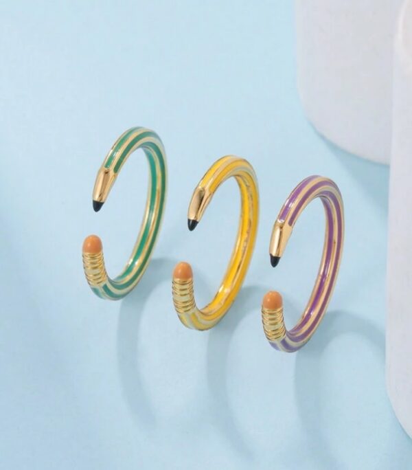 Pencil shaped Adjustable ring (yellow)