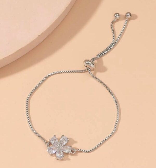 Copper and cubic zirconia adjustable drawstring bracelet (silver)