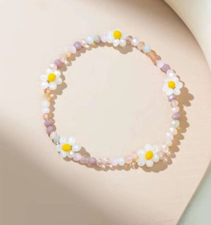 Daisy Flower crystal beaded bracelet
