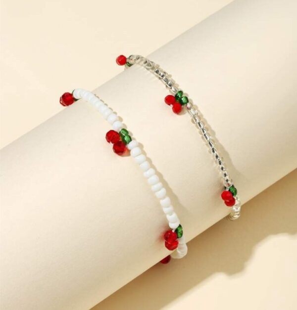 Glass beaded boho cherry bracelet (white)