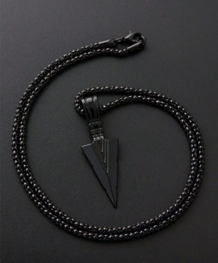 Punk style arrow shaped pendant necklace