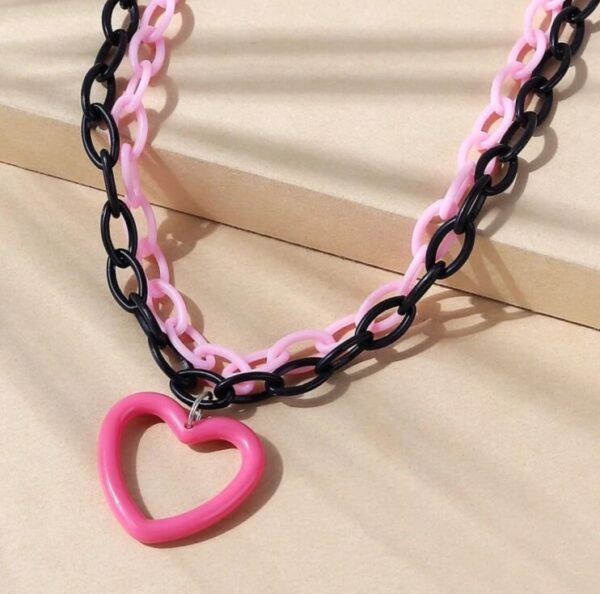 Resin color block chain heart necklace (black pink)