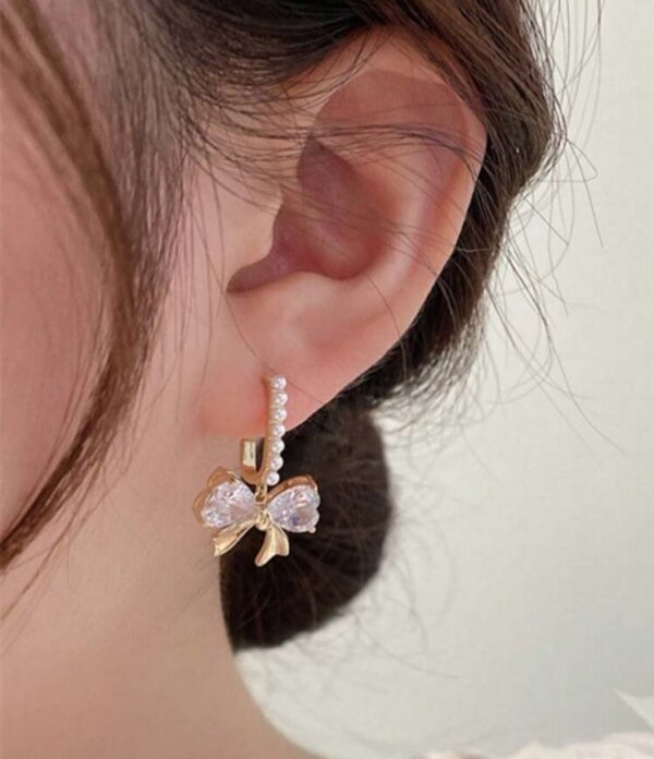 Luxury butterfly faux pearl earrings