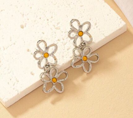 Metallic petal shaped linked pendant earrings