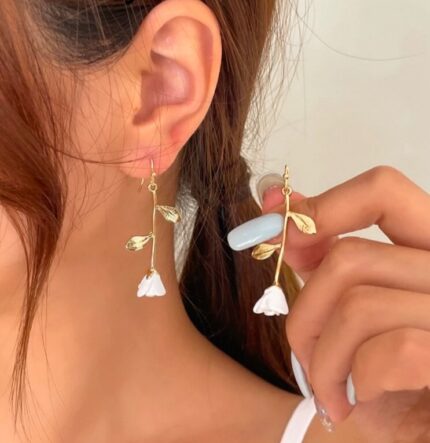 White Rose drop earrings