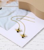 Honeybee copper thread earrings