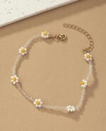 Daisy glass beaded floral anklet