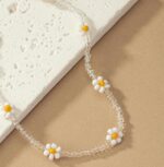 Daisy glass beaded floral anklet